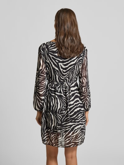 ZABAIONE Knielanges Kleid mit Bindegürtel Black 5