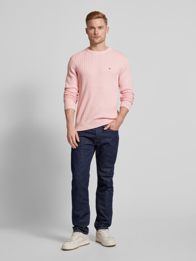 Tommy Hilfiger Sweter o kroju slim fit z dzianiny o fakturze jodełki Mocnoróżowy 1