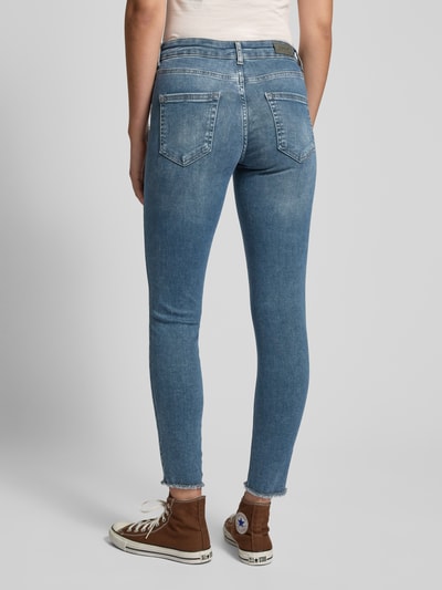 Only Skinny Fit Jeans aus Baumwoll-Mix mit fransigem Beinabschluss Modell 'BLUSH' Jeansblau 5