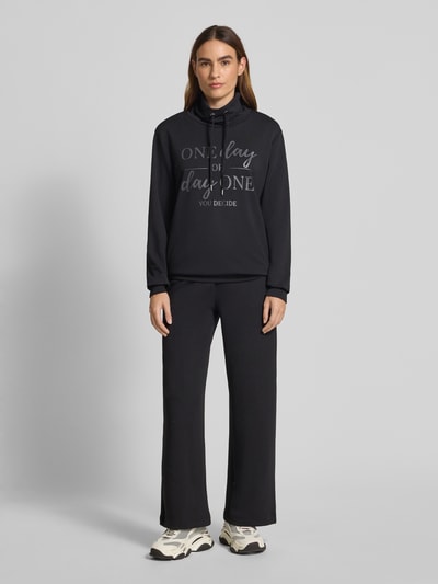 Soyaconcept Sweatshirt mit Stehkragen und Tunnelzug Modell 'BANU' Black 1