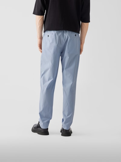 Officine Générale Jogpants mit Eingrifftaschen Hellblau 5