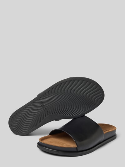 Vagabond Lederslides mit profilierter Sohle Modell 'Effie' Black 4