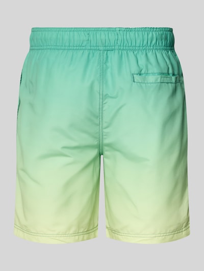 Produktfoto, Badeshorts mit Gesäßleistentasche Modell 'BHRISLEA GRADIENCE' von Blend, grün-gelber Farbverlauf, Loose-Fit, Elastischer Bund mit Kordelzug, Label-Detail, Seitliche Eingrifftaschen, glatte Oberfläche