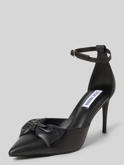 Produktfoto, Pumps mit Zierschleife Modell 'Lorina' von Steve Madden aus schwarzem Leder-Mix, spitze Form, glatte Sohle, Absatz 9 cm.