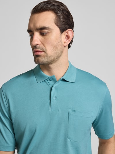 Christian Berg Men Koszulka polo o kroju regular fit z brustaszą Metaliczny zielony 3