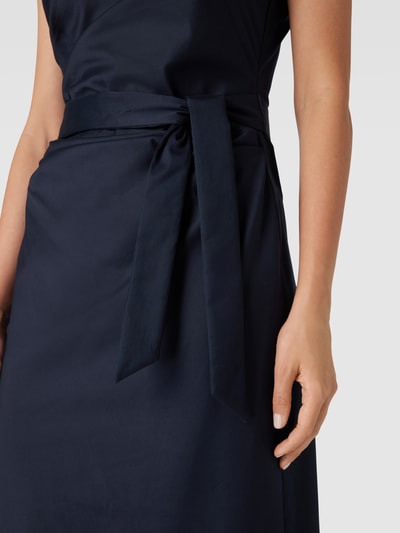 Windsor Cocktailkleid mit Knotendetail Marine 3