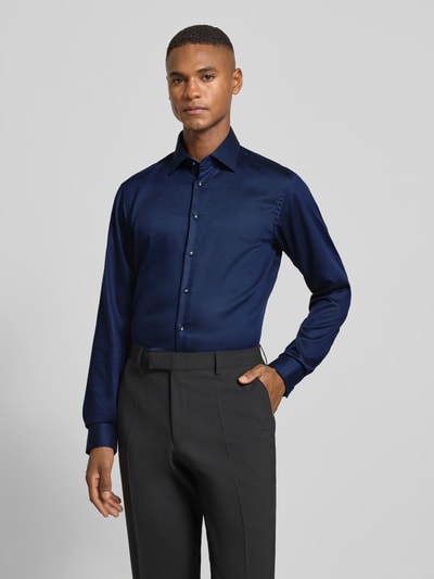 Christian Berg Men Regular Fit Businesshemd aus Baumwolle mit Kentkragen Marine 4