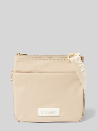 BOGNER Umhängetasche mit Label-Patch Modell 'saxon serena' Sand 2