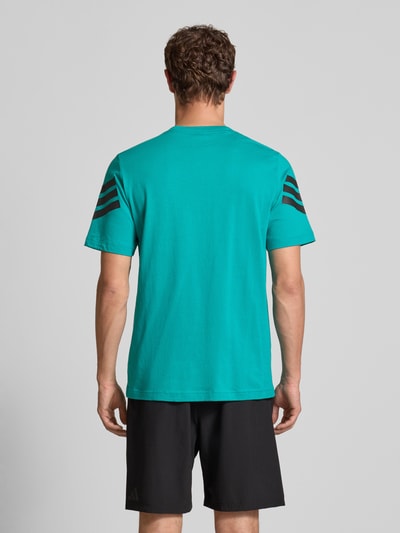 adidas Sportswear Regular Fit T-Shirt mit Logo und Rundhalsausschnitt Lind 5