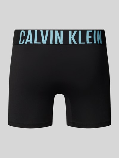 Produktfoto, Boxer Briefs im 3er-Pack mit elastischem Logo-Bund von Calvin Klein Underwear, Schwarz mit hellblauem Logo-Bund, Baumwoll-Mix mit Stretch-Anteil, Körpernaher-Schnitt