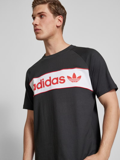 adidas Originals T-Shirt mit Label-Print Black 3