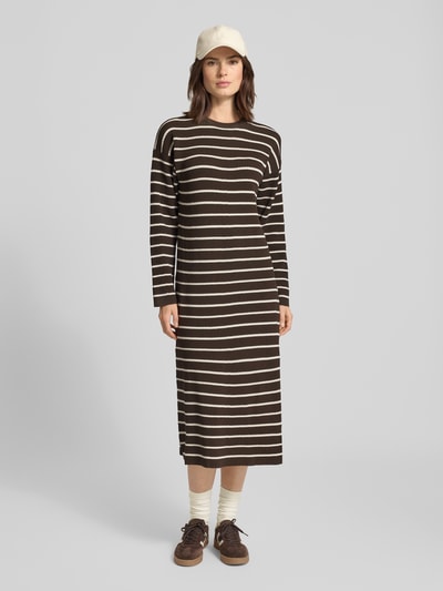 VILLA SOPHIE Strickkleid mit Rundhalsausschnitt Modell 'NURIA' Dunkelbraun 1