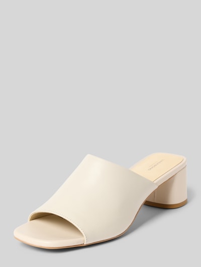 Produktfoto, Sandaletten aus echtem Leder von Vagabond in Optik: Unifarben mit Schuhspitze: Quadratisch, Absatzform: Blockabsatz und Sohle: Strukturiert, Verschluss: Schlupf/offen, Materialverarbeitung: Glattleder, cremefarben