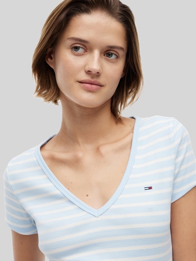 Tommy Jeans t-shirt o kroju slim fit z mieszanki bawełny Jasnoniebieski 3
