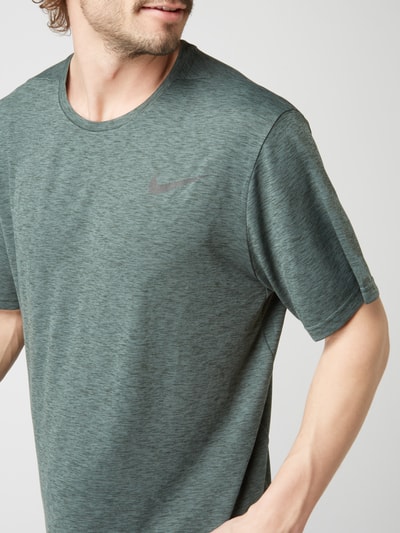 Nike T-Shirt in Melangeoptik - Dri-FIT Gruen 3