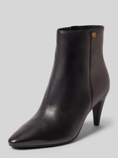 Produktfoto, Stiefeletten aus echtem Leder Modell 'DANIELA' von MICHAEL Michael Kors, spitze Form, schwarzes Leder, Absatz 9 cm, glatte Textur