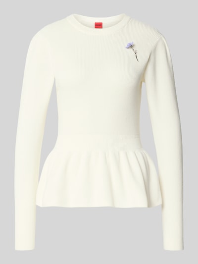 Produktfoto, Slim Fit Strickpullover aus reiner Baumwolle Modell 'SABANNA' von HUGO, Optik:Unifarben, florale Brosche aus Metall, Rippstrick, Volant-Rumpfabschluss, Langarm, Crew Neck.