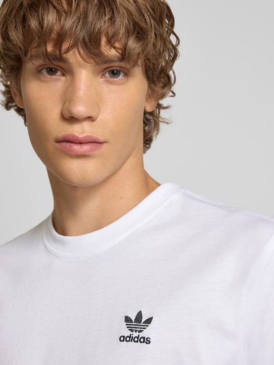 adidas Originals T-Shirt mit Label-Stitching und Rundhalsausschnitt Weiss 3