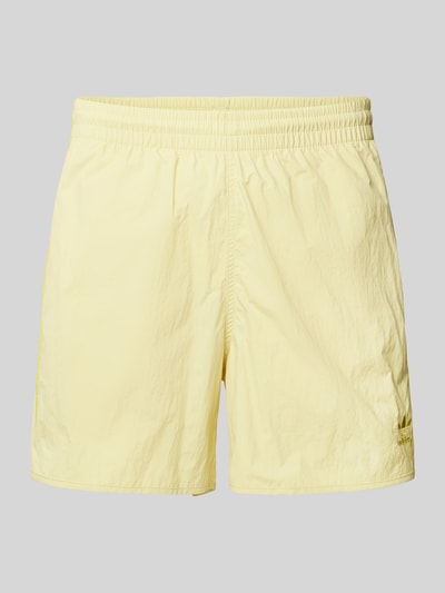 adidas Originals Relaxed Fit Shorts mit Label-Stitching Modell 'SPRINTER' Hellgelb 2