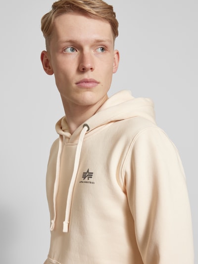 Alpha Industries Hoodie mit Label-Print Offwhite 3