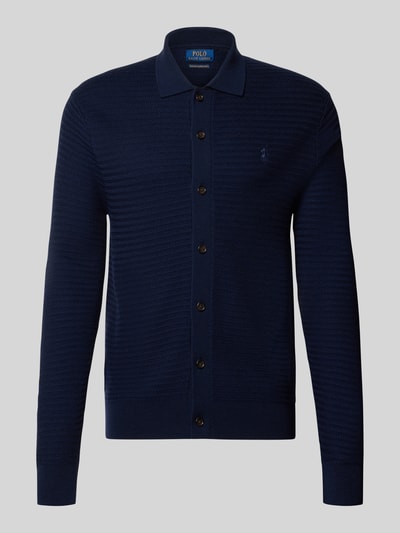 Produktfoto, dunkelblaue Regular Fit Strickjacke aus reiner Wolle von Polo Ralph Lauren, feine Struktur, klassische Knopfleiste.