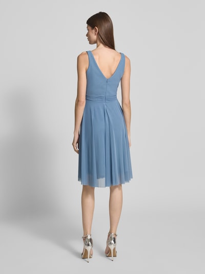 TROYDEN COLLECTION Knielange cocktailjurk in wikkellook Lichtblauw - 5