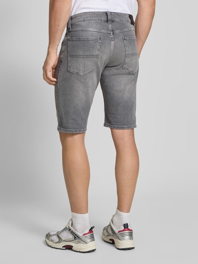 Tommy Jeans Slim Fit Jeansshorts aus Baumwoll-Mix Modell 'RONNIE' Black 5