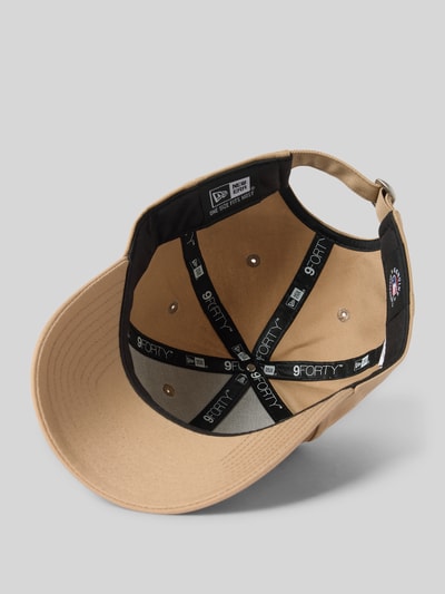 Produktfoto, Czapka z daszkiem Basecap z detalem z logo od New Era z bawełny, wzmocniony daszek, regulowane zapięcie, otwory wentylacyjne