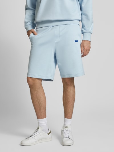Hugo Blue Regular Fit Sweatshorts mit Label-Badge Modell 'Nasensio' Hellblau 4