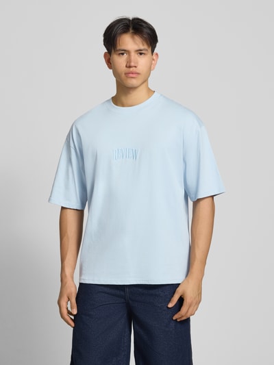 REVIEW T-Shirt mit Label-Stitching und Rundhalsausschnitt Hellblau 4