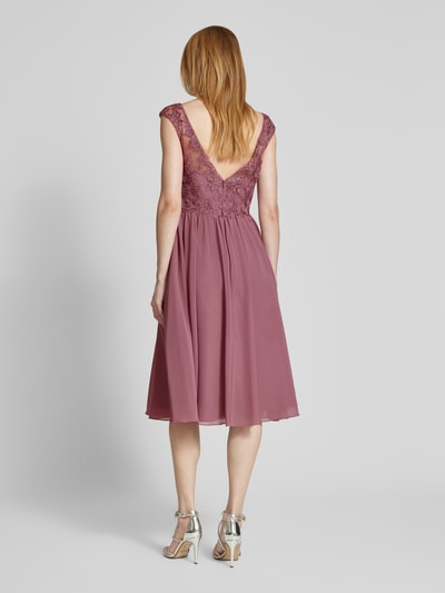 Laona Cocktailkleid mit Spitzenbesatz Rose 5