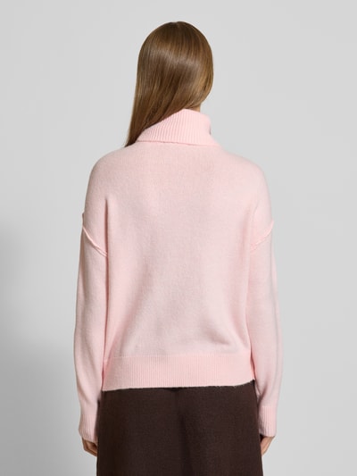 Christian Berg Woman Relaxed Fit Pullover in Strick-Optik Hellrosa 5