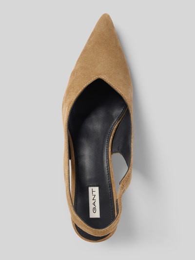 Produktfoto, Pumps aus Leder Modell 'Tillbye' von Gant in Braun mit spitzer Schuhspitze, elastischem Riemen, Absatzhöhe: 6 cm, Echtleder