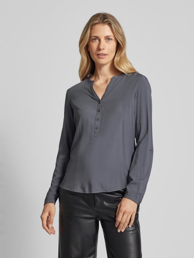 Christian Berg Woman Blouse met lange mouwen en serafinohals Middengrijs - 4