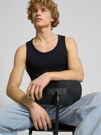 WEEKDAY Tanktop in Ripp-Optik Black 3