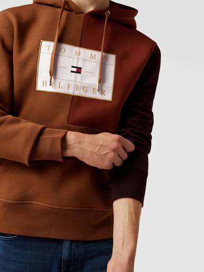 Tommy Hilfiger Hoodie mit Label-Stitching Cognac 3