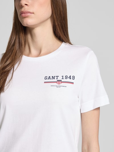 Gant T-shirt o kroju regular fit z czystej bawełny z nadrukiem z logo Biały 3