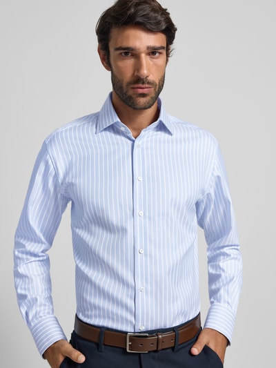 ETERNA Koszula biznesowa o kroju Modern Fit z kołnierzykiem typu kent Błękitny 3