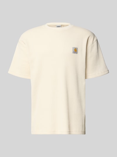 Produktfoto, T-Shirt mit Strukturmuster Modell 'Nelson' von Carhartt Work In Progress in Creme, Reine Baumwolle, Relaxed-Fit, Label-Detail, Rundhalsausschnitt.