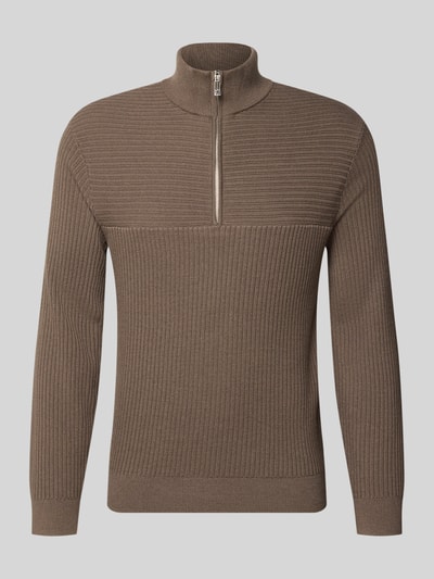 Produktfoto, Strickpullover mit Stehkragen und Reißverschluss von Armani Exchange, braun, Material-Mix mit Schurwoll-Anteil, Slim Fit, feine Rippstruktur, dezente Texturen am Oberkörper und an den Ärmeln, Rückenlänge 69 cm, Ärmellänge 63 cm
