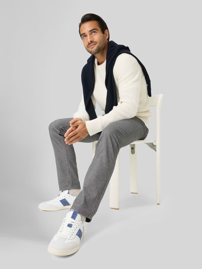 Brax Regular Fit Chino aus Baumwoll-Mix mit Viskose-Anteil Modell 'Wool Look Flex' Silber 3