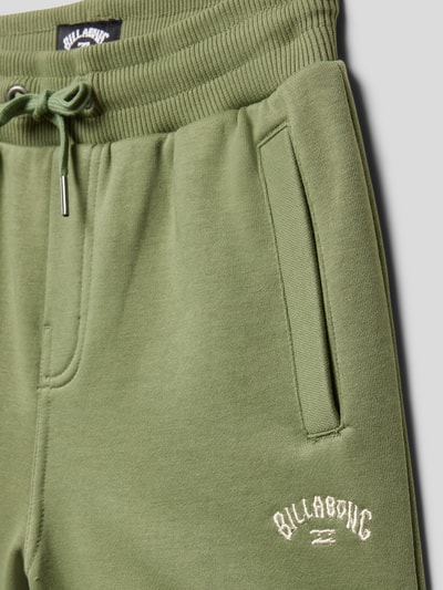 Billabong Shorts mit Label-Stitching Modell 'ARCH' Oliv 2