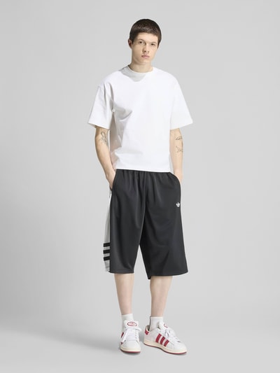 adidas Originals Loose Fit Sweatshorts mit elastischem Bund Black 1