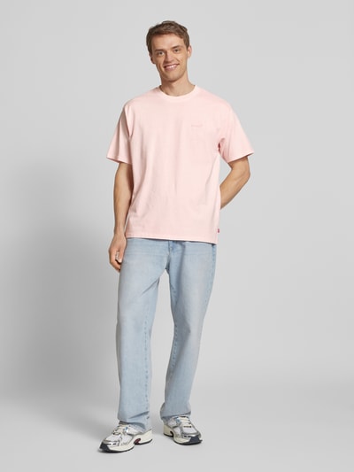 Levi's® T-Shirt mit Label-Stitching Rose 1