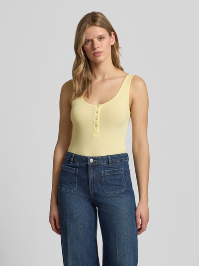 PIECES Slim Fit Tank Top aus Bio-Baumwoll-Mix Modell 'KITTE' Hellgelb 4
