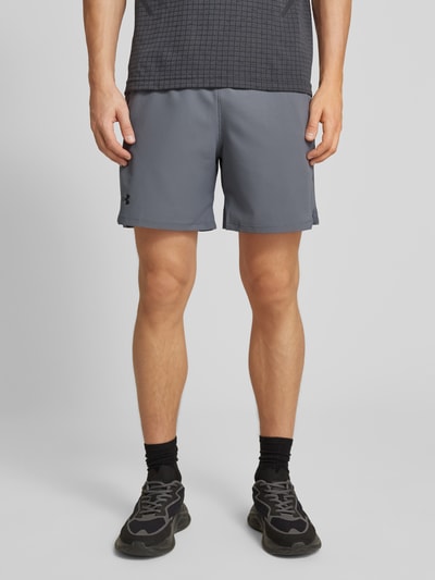 Under Armour Regular Fit Shorts mit Label-Print Anthrazit 4