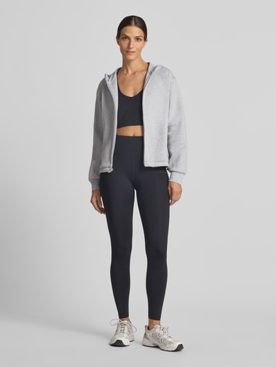Under Armour Bluza dresowa z domieszką bawełny, krój regular fit Jasnoszary melanż 1