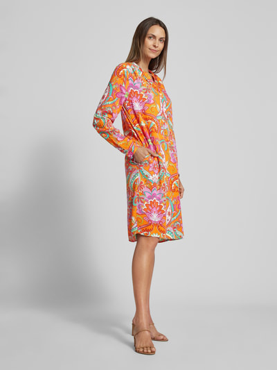 Emily Van den Bergh Knielanges Kleid mit Paisley-Muster Orange 1