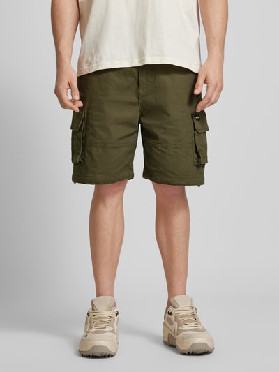 REVIEW Straight Leg Cargoshorts mit Label-Patch Oliv 4