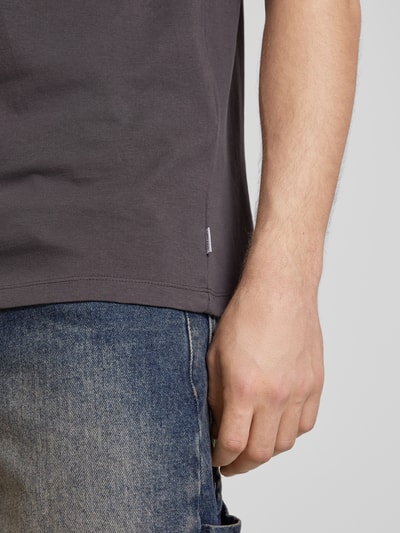 Jack & Jones T-shirt z detalem z logo model ‘ORGANIC’ Antracytowy 3